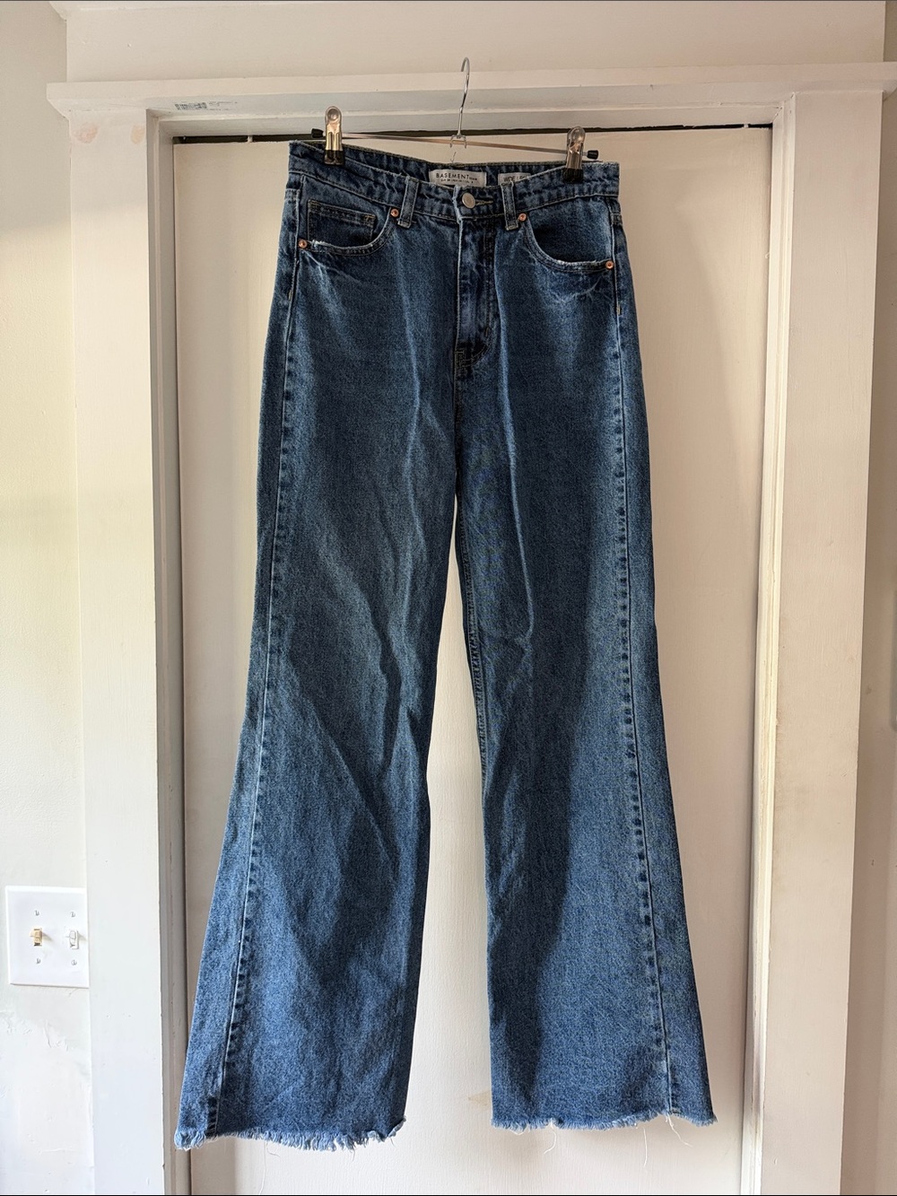 Classic Basement High-Rise Wide-Leg Women’s Jeans US Size 6